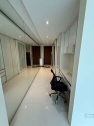 High Street Centre (D6), Apartment #537795641
